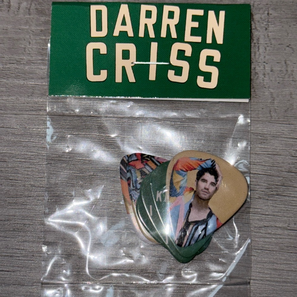 Darren Criss Guitar Picks Set